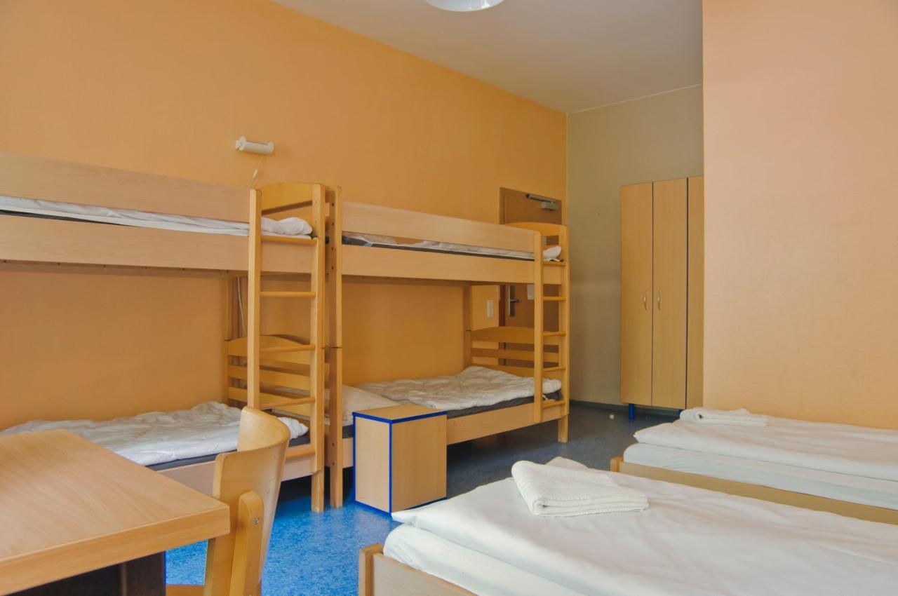 Happy Hotel Берлин Экстерьер фото