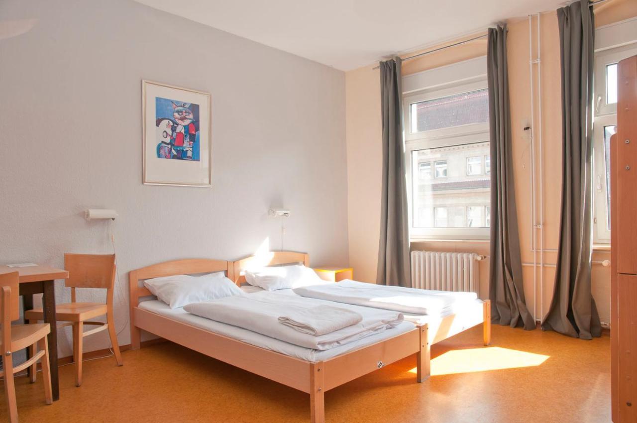 Happy Hotel Берлин Экстерьер фото