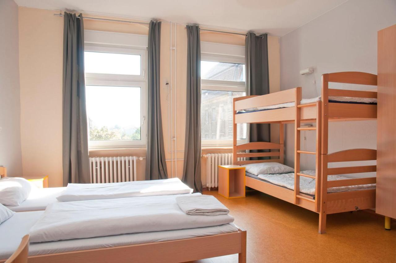 Happy Hotel Берлин Экстерьер фото