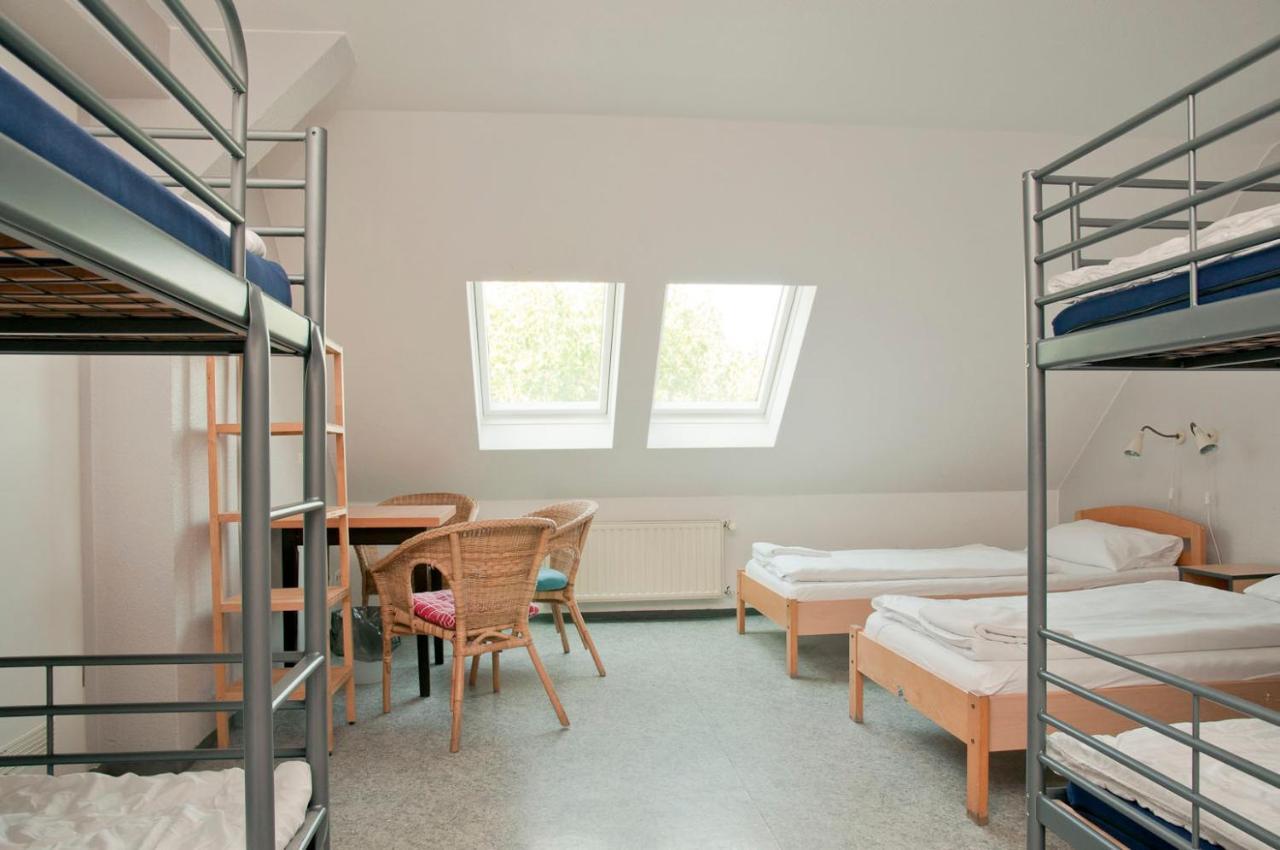 Happy Hotel Берлин Экстерьер фото