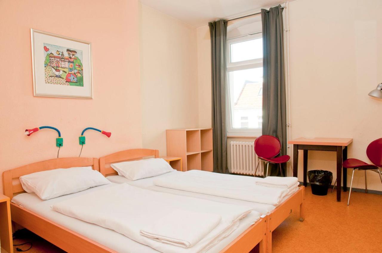 Happy Hotel Берлин Экстерьер фото